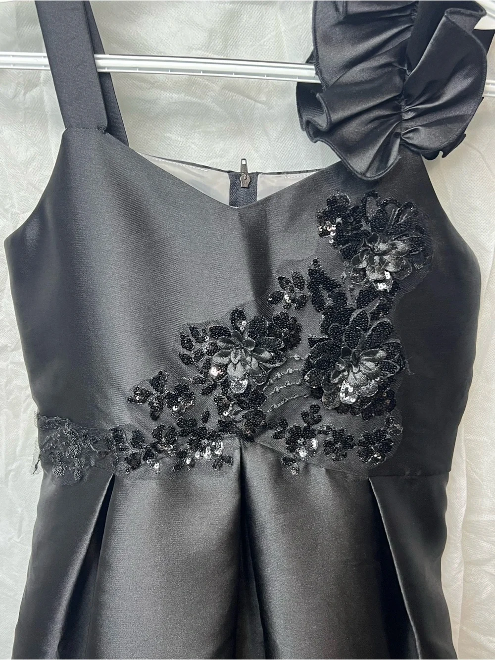 Bonnie Jean sleek black